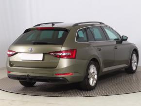 Škoda Superb  2.0 TDI 