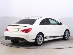 Mercedes-Benz CLA  180 