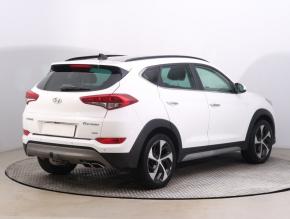 Hyundai Tucson  2.0 CRDi 