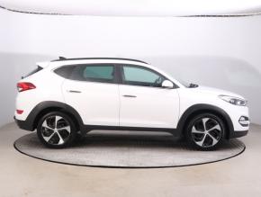 Hyundai Tucson  2.0 CRDi 