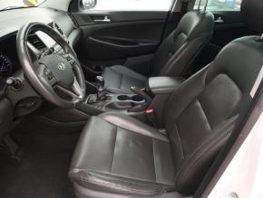 Hyundai Tucson  2.0 CRDi 