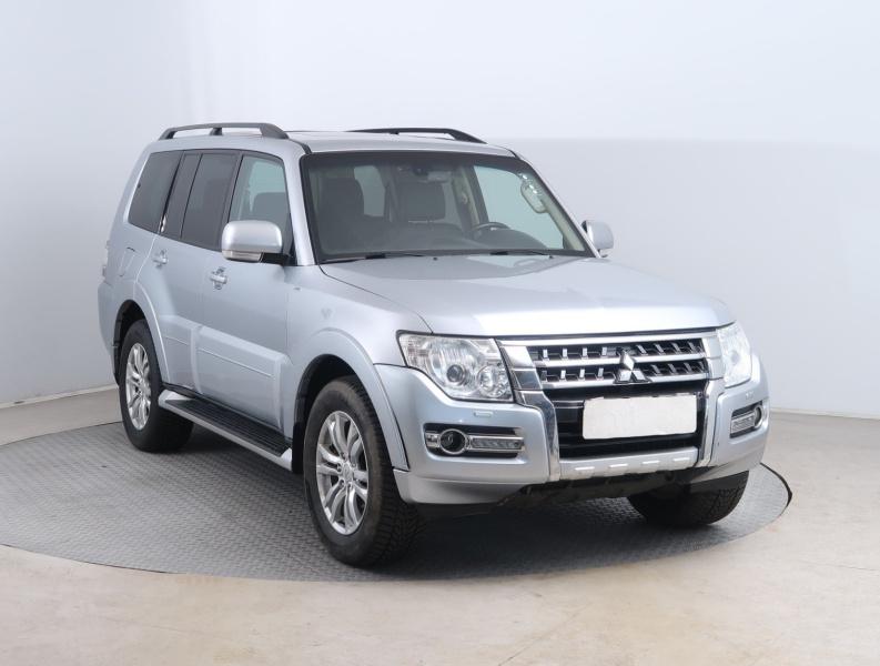 Mitsubishi Pajero  3.2 DI-D