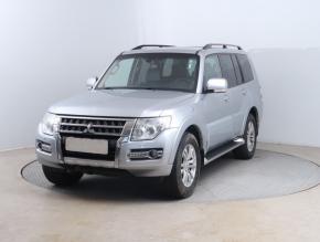 Mitsubishi Pajero  3.2 DI-D 