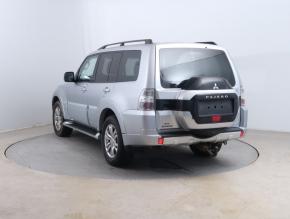 Mitsubishi Pajero  3.2 DI-D 