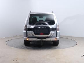 Mitsubishi Pajero  3.2 DI-D 