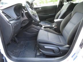 Hyundai Tucson  1.7 CRDi 