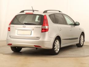 Hyundai i30  1.4 CVVT 