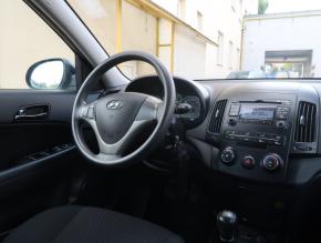 Hyundai i30  1.4 CVVT 