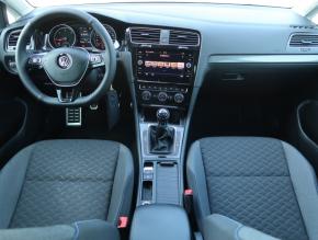 Volkswagen Golf  1.6 TDI 