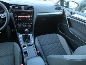 Volkswagen Golf  1.6 TDI 