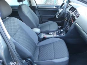 Volkswagen Golf  1.6 TDI 