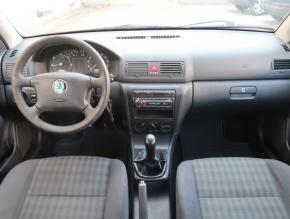 Škoda Octavia  1.9 TDI Tour 