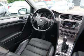 Volkswagen Golf  1.6 TDI 