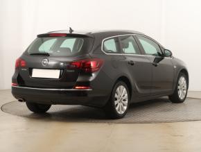 Opel Astra  1.4 T 