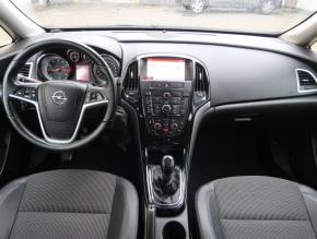 Opel Astra  1.4 T 