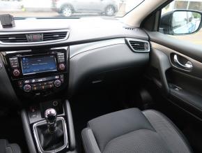 Nissan Qashqai  1.6 DIG-T N-Connecta 