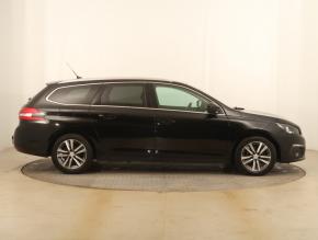 Peugeot 308  1.5 BlueHDi Allure 