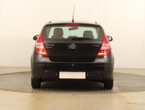 Hyundai i30  1.4 CVVT 