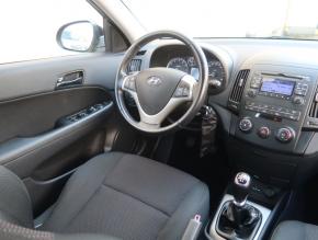 Hyundai i30  1.4 CVVT 