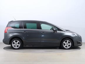 Peugeot 5008  1.6 HDi 