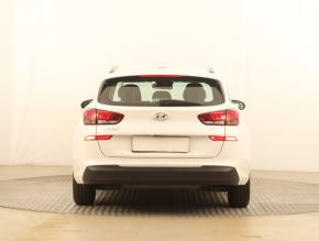 Hyundai i30  1.4 T-GDI 