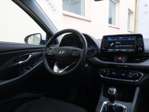 Hyundai i30  1.4 T-GDI 