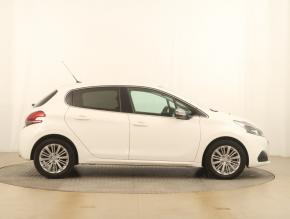 Peugeot 208  1.2 PureTech 