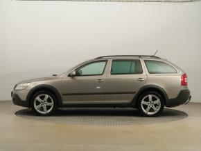 Škoda Octavia  Scout 2.0 TDI 