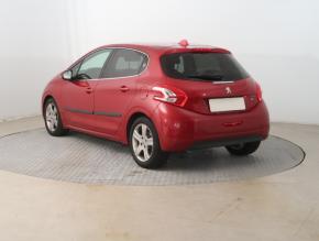 Peugeot 208  1.6 e-HDi 