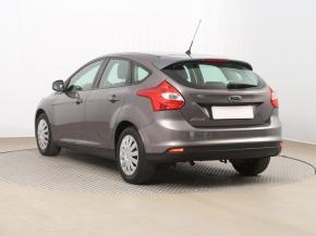 Ford Focus  1.6 i Trend 