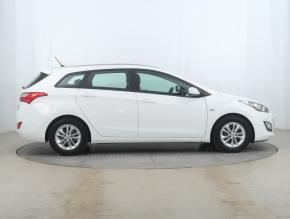 Hyundai i30  1.6 MPI 