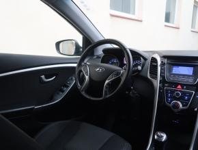 Hyundai i30  1.6 MPI 