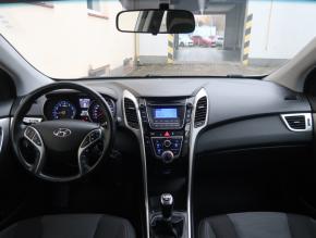 Hyundai i30  1.6 MPI 