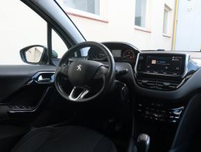 Peugeot 208  1.2 PureTech 