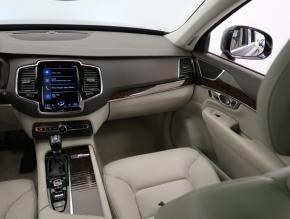 Volvo XC90  D5 AWD Momentum 