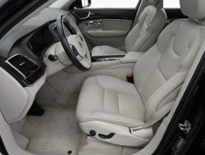 Volvo XC90  D5 AWD Momentum 