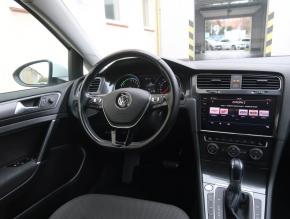 Volkswagen e-Golf  32 kWh, 37 Ah 