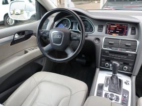 Audi Q7  4.2 TDI 