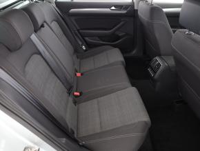 Volkswagen Passat  2.0 TDI 