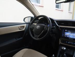 Toyota Corolla  1.6 Valvematic 