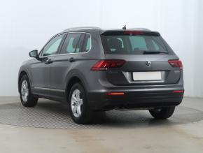 Volkswagen Tiguan  2.0 TSI 