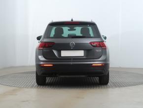 Volkswagen Tiguan  2.0 TSI 