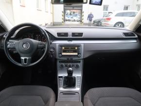 Volkswagen Passat  2.0 TDI 