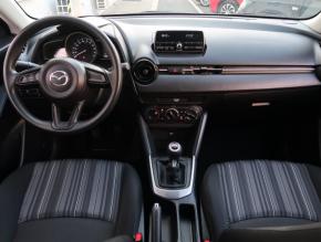 Mazda 2  1.5 16V 