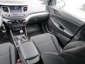 Hyundai Tucson  1.6 T-GDI Trikolor 