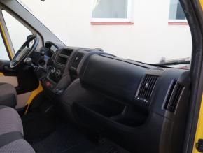 Peugeot Boxer  2.0 BlueHDi 