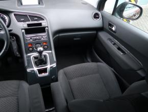 Peugeot 5008  1.6 BlueHDi 