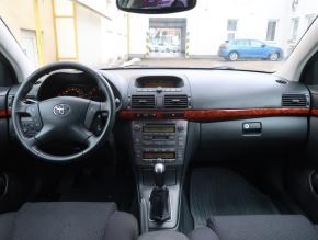 Toyota Avensis  1.8 VVT-i 