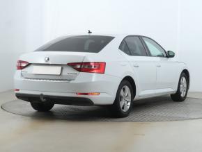 Škoda Superb  2.0 TDI 