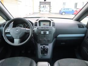 Opel Zafira  2.2 Direct 